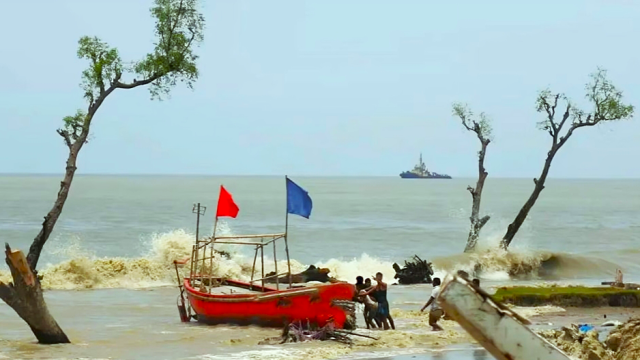 প্রবল ঘূর্ণিঝড়ে রূপ নিয়েছে দানা