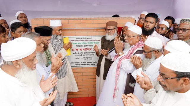 টাকা মেরে খাওয়ার জন্য আমরা ক্ষমতায় বসিনি : আ ফ ম খালিদ