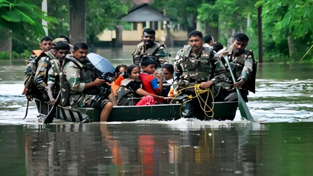 বন্যার্তদের উদ্ধারে সেনাবাহিনীর জরুরি নম্বর